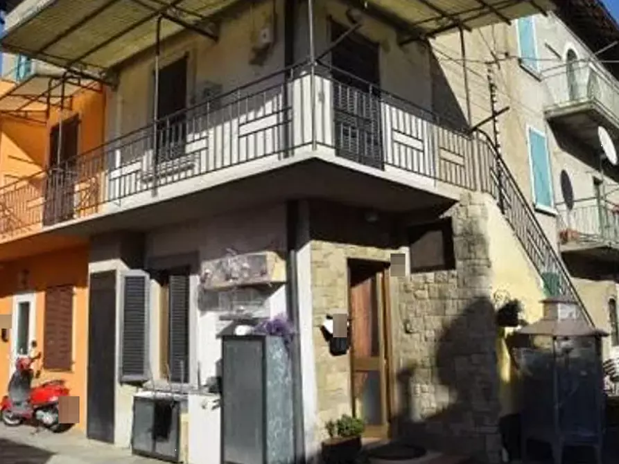 Immagine 1 di Porzione di casa in vendita  in Via Manzoni a Nembro