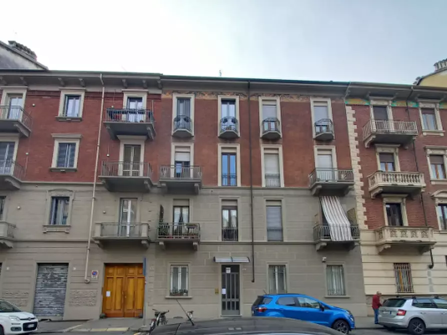 Immagine 1 di Appartamento in vendita  in Via Staffarda a Torino