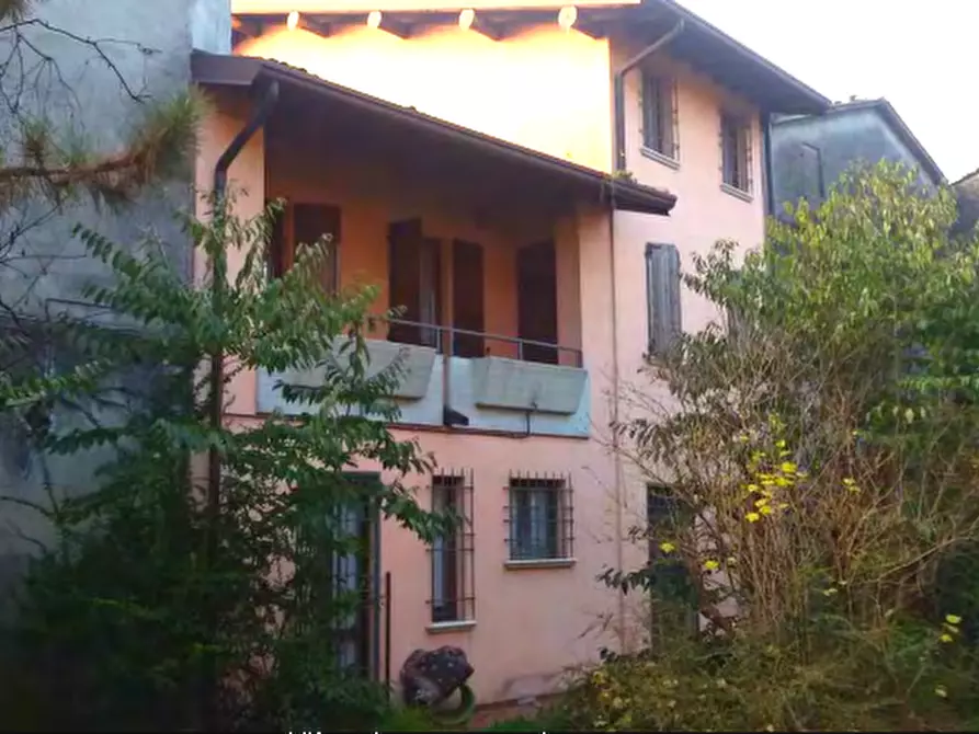 Immagine 1 di Porzione di casa in vendita  in Via Santellone a Montichiari