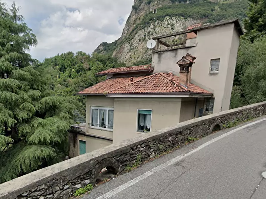 Immagine 1 di Appartamento in vendita  in via Don Minzoni a Calolziocorte