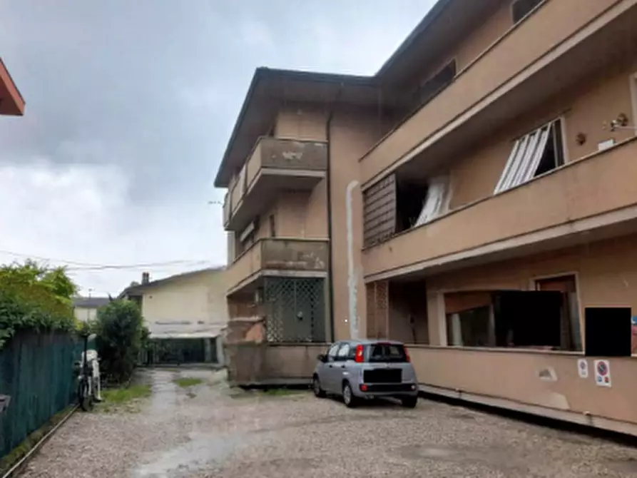 Immagine 1 di Appartamento in vendita  in via Villaraspa a Ronco All'adige