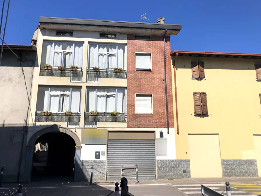 Immagine 1 di Appartamento in vendita  in  Via Vittorio Veneto a Bonate Sotto