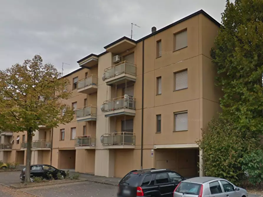 Immagine 1 di Appartamento in vendita  in Via dei Giacinti a Modena