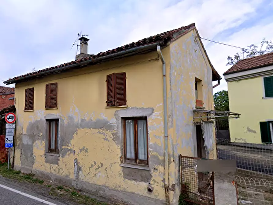 Immagine 1 di Casa indipendente in vendita  in Via Roma a Castelletto Monferrato