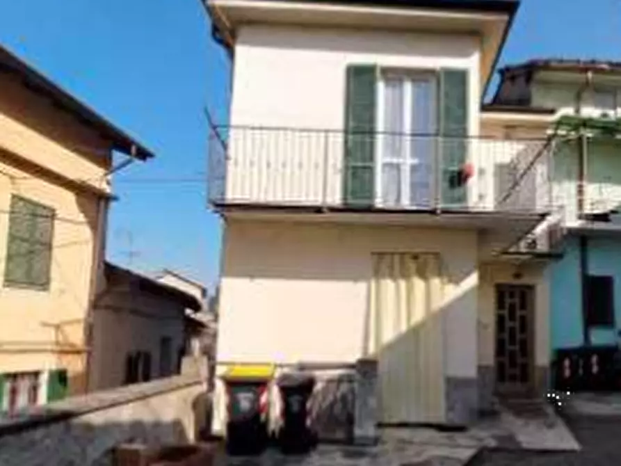 Immagine 1 di Casa indipendente in vendita  in Via Salita Fontana a Villalvernia