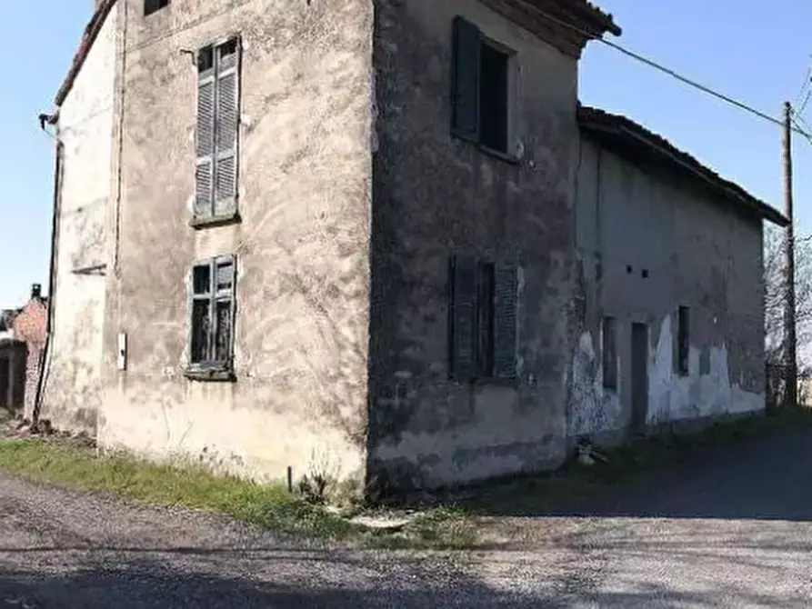 Immagine 1 di Rustico / casale in vendita  in Via Orti Camprella a Sale