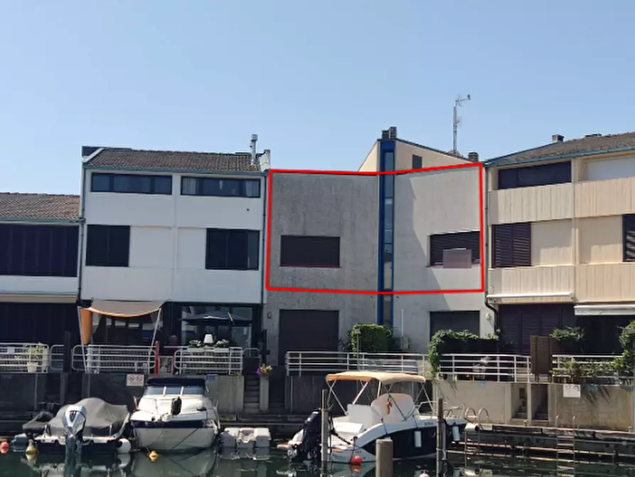 Immagine 1 di Appartamento in vendita  in Terra Mare Punta Faro a Lignano Sabbiadoro