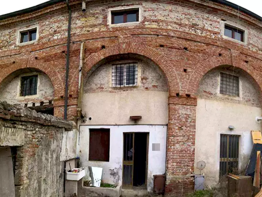 Immagine 1 di Casa indipendente in vendita  in Via Antonio Fogazzaro a Villaverla