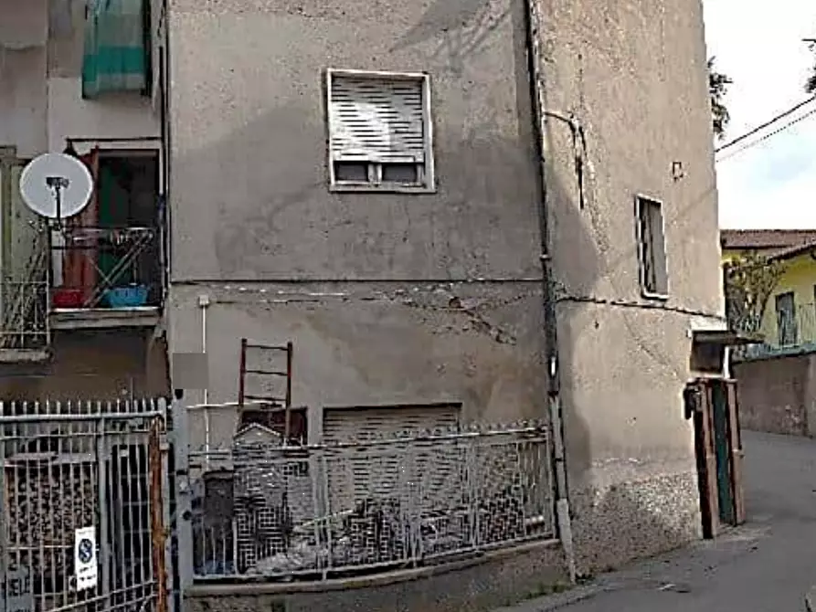 Immagine 1 di Casa indipendente in vendita  in Via Faccanoni a Credaro