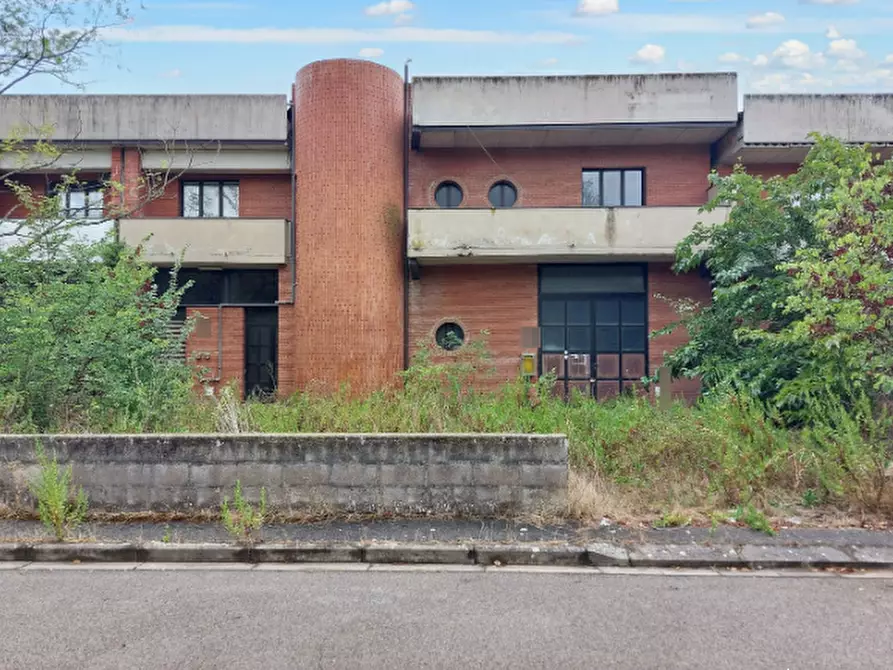 Immagine 1 di Capannone industriale in vendita  in Via Giorgio La Pira a Castelfiorentino