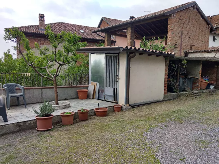 Immagine 1 di Casa indipendente in vendita  in Piazza Garibaldi a Capriata D'orba