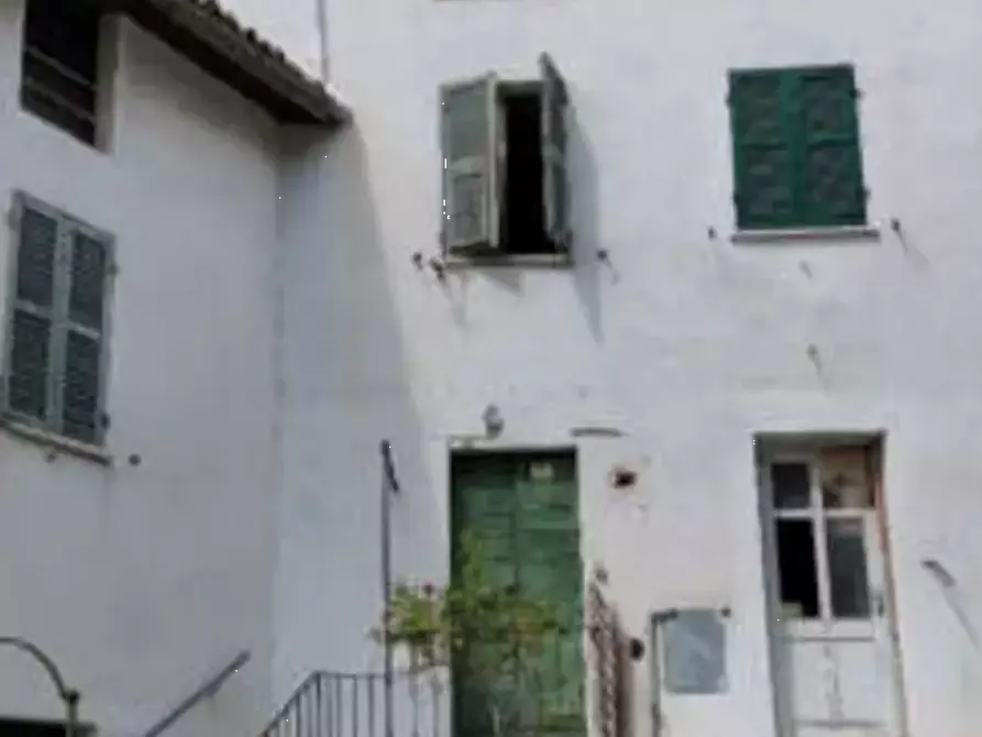 Immagine 1 di Porzione di casa in vendita  in Via Roma a Morsasco