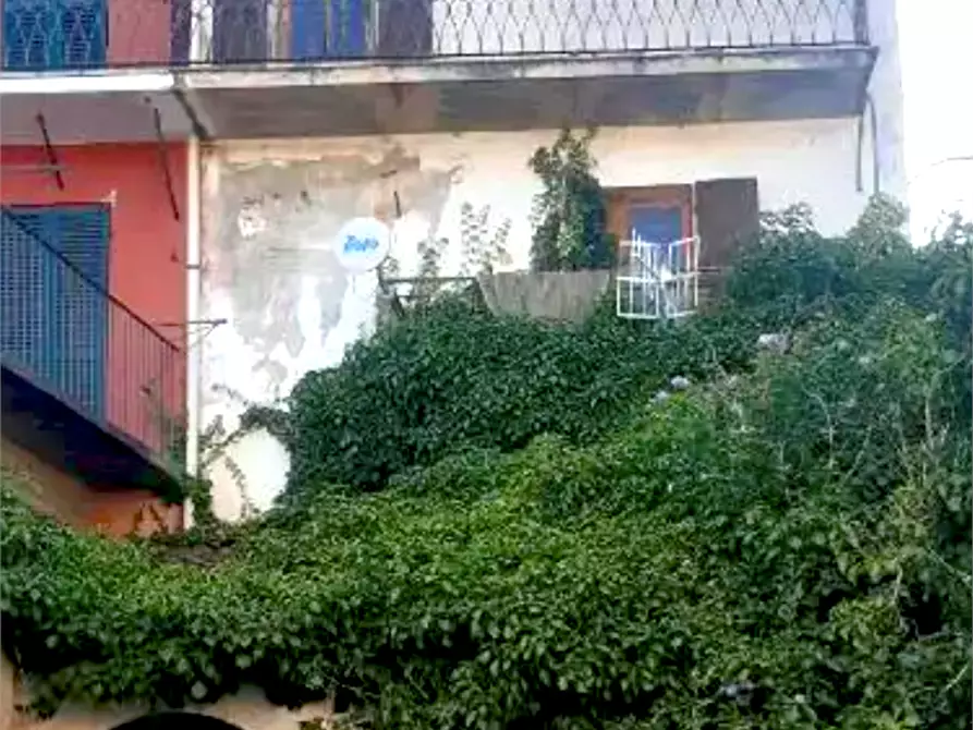 Immagine 1 di Casa indipendente in vendita  in Strada San Lorenzo a Ovada