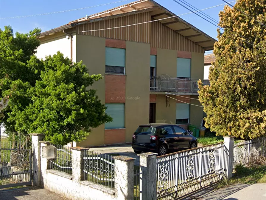 Immagine 1 di Casa indipendente in vendita  in Via Don Minzoni a Ceregnano