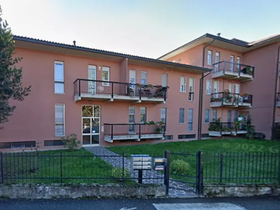 Immagine 1 di Appartamento in vendita  in Via  Borromeo a Cassano D'adda