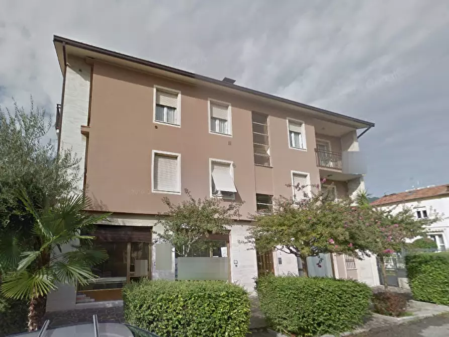 Immagine 1 di Appartamento in vendita  in Via San Giuseppe a Salò