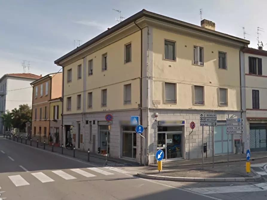 Immagine 1 di Negozio in vendita  in Via del Portonaccio a Forli'