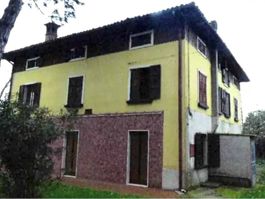 Immagine 1 di Casa indipendente in vendita  in Via Carlo Borra a Alessandria