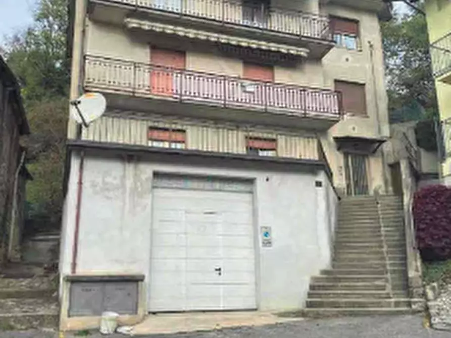 Immagine 1 di Appartamento in vendita  in Via Santa Maria a Albino