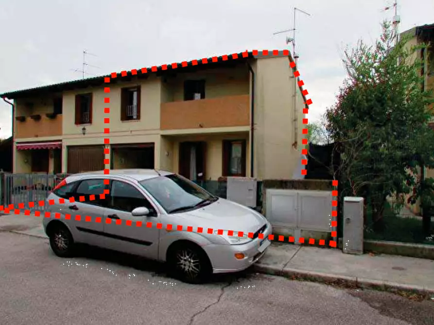 Immagine 1 di Porzione di casa in vendita  in Riviera P. Molmenti a Motta Di Livenza