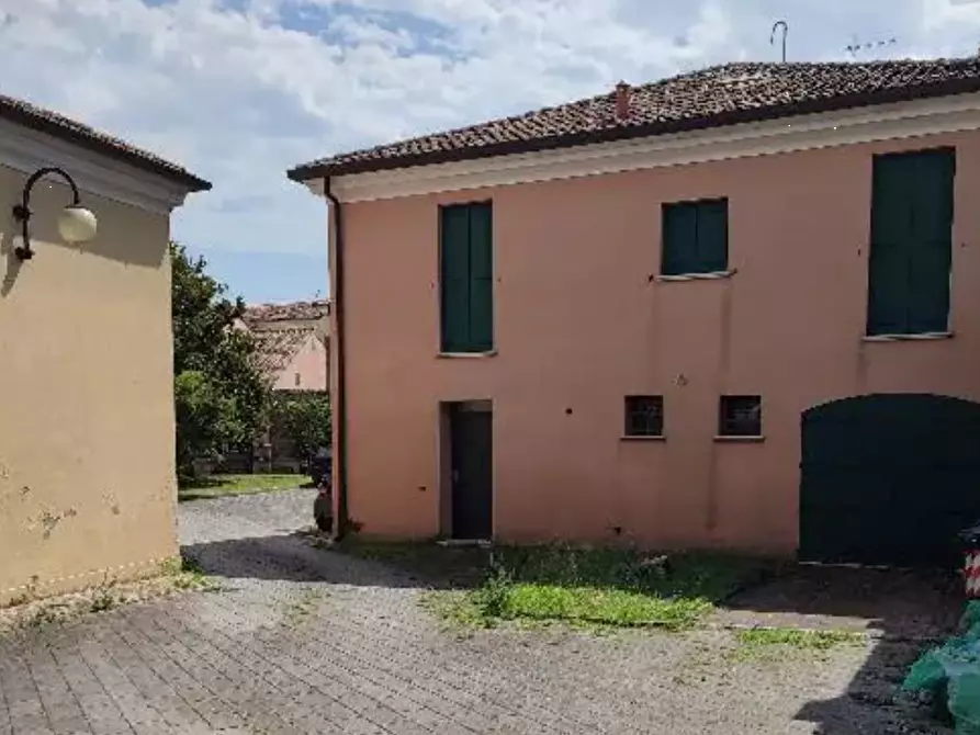 Immagine 1 di Appartamento in vendita  in Via P.zza Umberto  a Arqua' Polesine