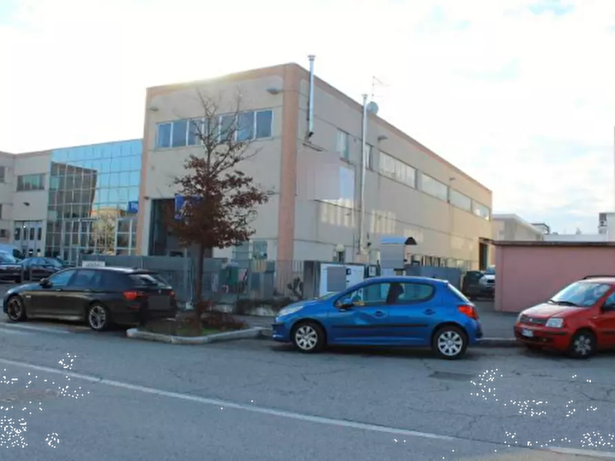 Immagine 1 di Capannone industriale in vendita  in Via Luciano Lama a Cesena