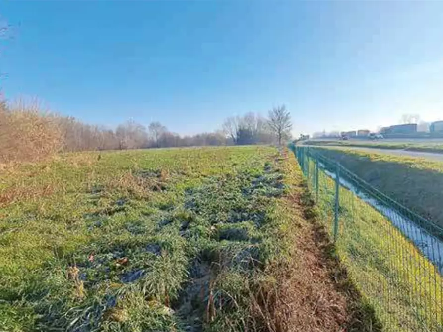 Immagine 1 di Terreno agricolo in vendita  in Via Santa Francesca Cabrini a Vigonza