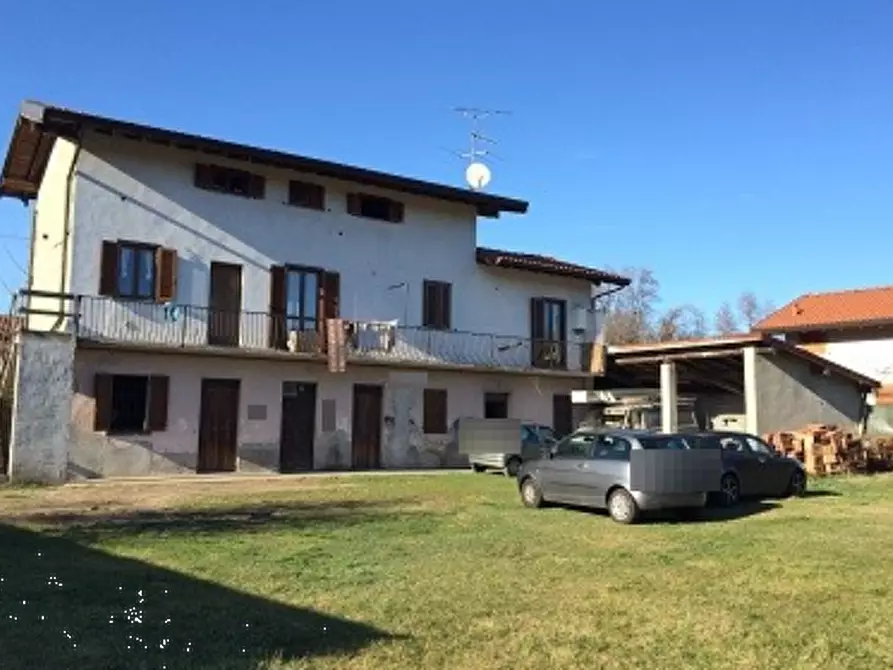 Immagine 1 di Porzione di casa in vendita  in via Romano della Vecchia a Borgo Ticino