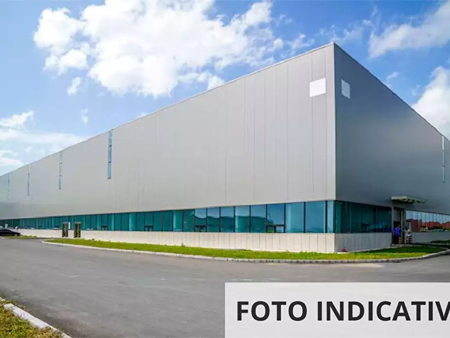 Immagine 1 di Capannone industriale in vendita  in Corso Trieste a Novara