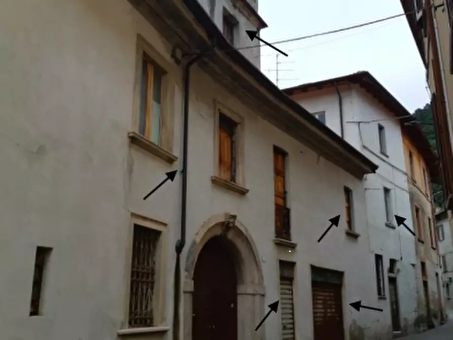 Immagine 1 di Porzione di casa in vendita  in Via Martinelli Foscarini a Arcisate