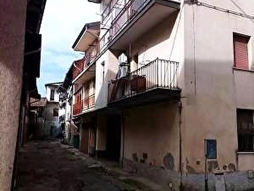 Immagine 1 di Appartamento in vendita  in Via Umberto I a Arcene