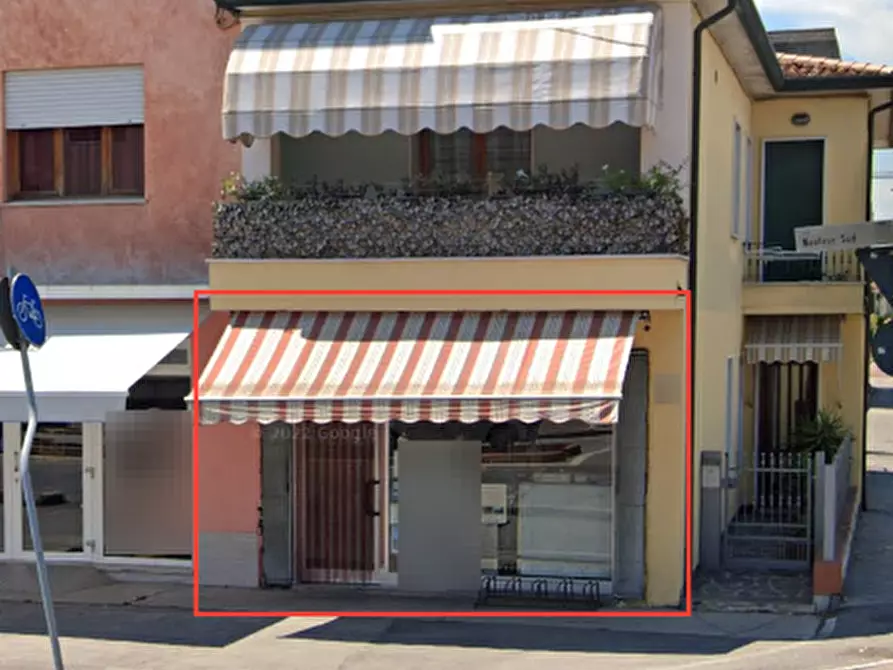 Immagine 1 di Negozio in vendita  in Via Noalese sud  a Pianiga