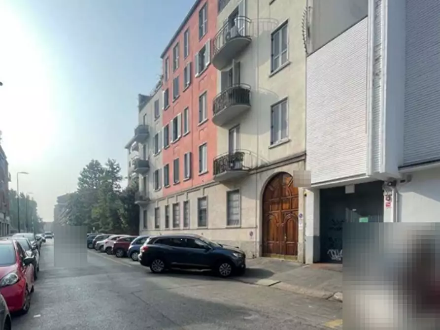 Immagine 1 di Appartamento in vendita  in Via Caccialepori a Milano