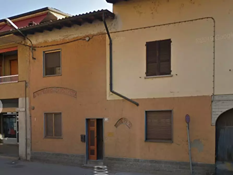 Immagine 1 di Porzione di casa in vendita  in Piazza Giuseppe Garibaldi a Landriano