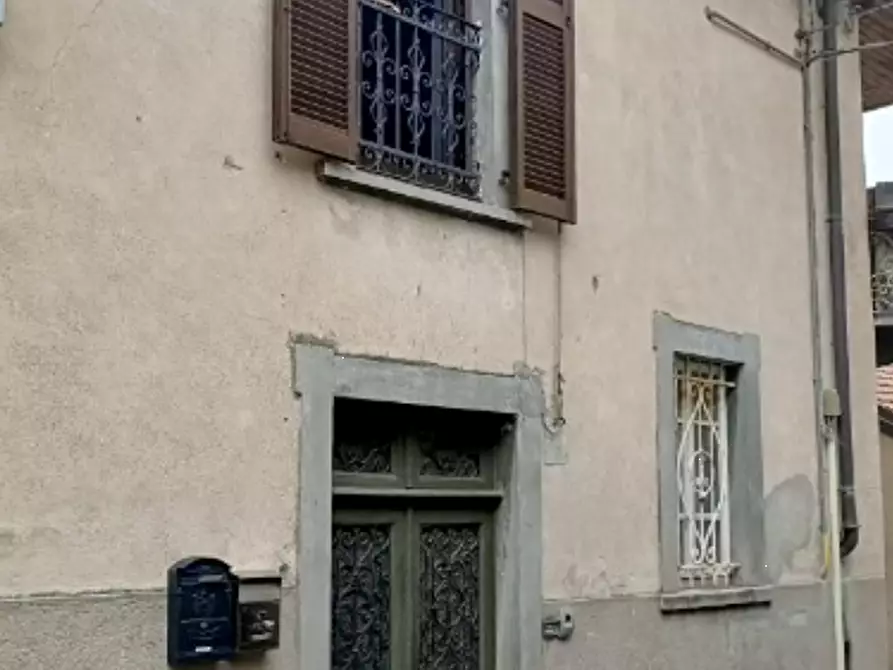 Immagine 1 di Appartamento in vendita  in Via Roma a Cuasso Al Monte