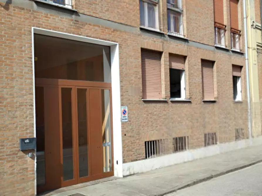 Immagine 1 di Porzione di casa in vendita  in Via XX Settembre a Ferrara