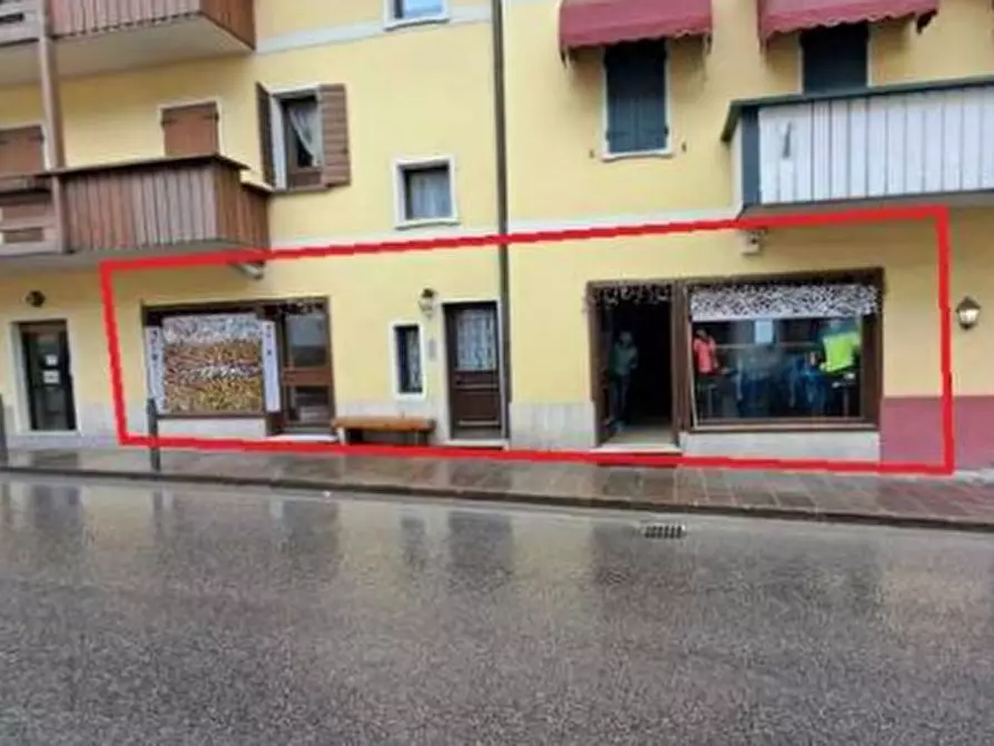 Immagine 1 di Negozio in vendita  in Via Corte a Auronzo Di Cadore