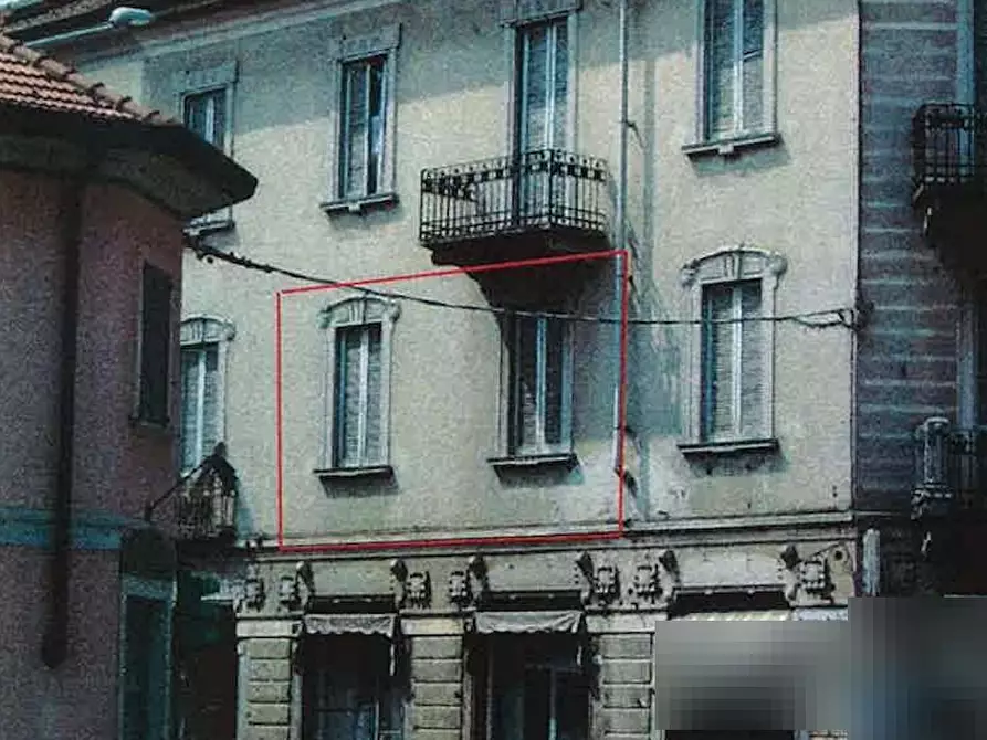 Immagine 1 di Appartamento in vendita  in Via Francesco Baracca  a Venegono Superiore