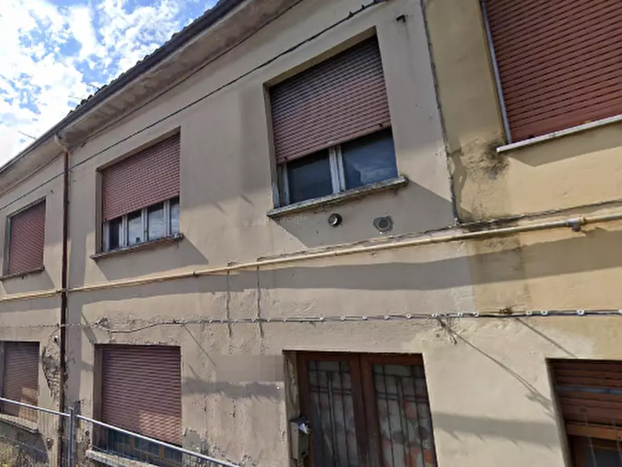 Immagine 1 di Porzione di casa in vendita  in via Provinciale Mantova a Novi Di Modena