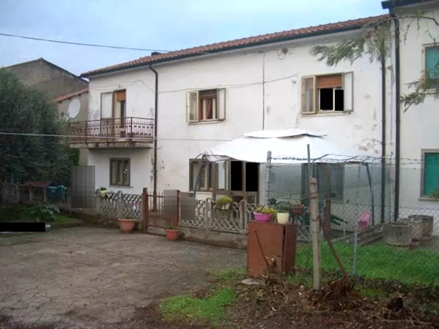 Immagine 1 di Casa indipendente in vendita  in Via Bassa Paolino a Fratta Polesine