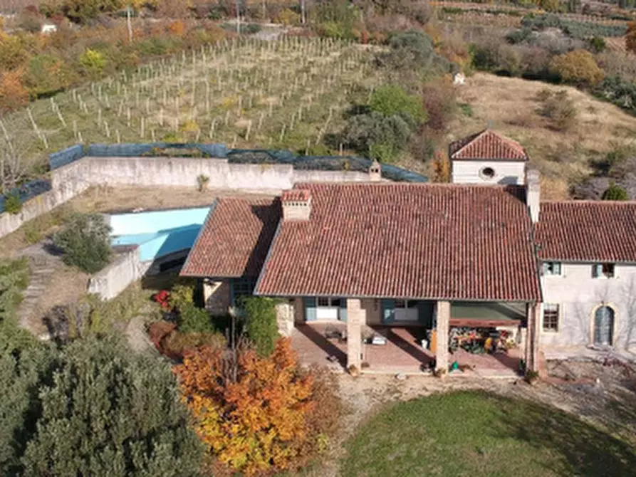 Immagine 1 di Villa in vendita  in Via Grola a Sant'ambrogio Di Valpolicella