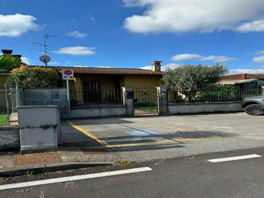 Immagine 1 di Casa bifamiliare in vendita  in Via Aldo Moro a Pavone Del Mella