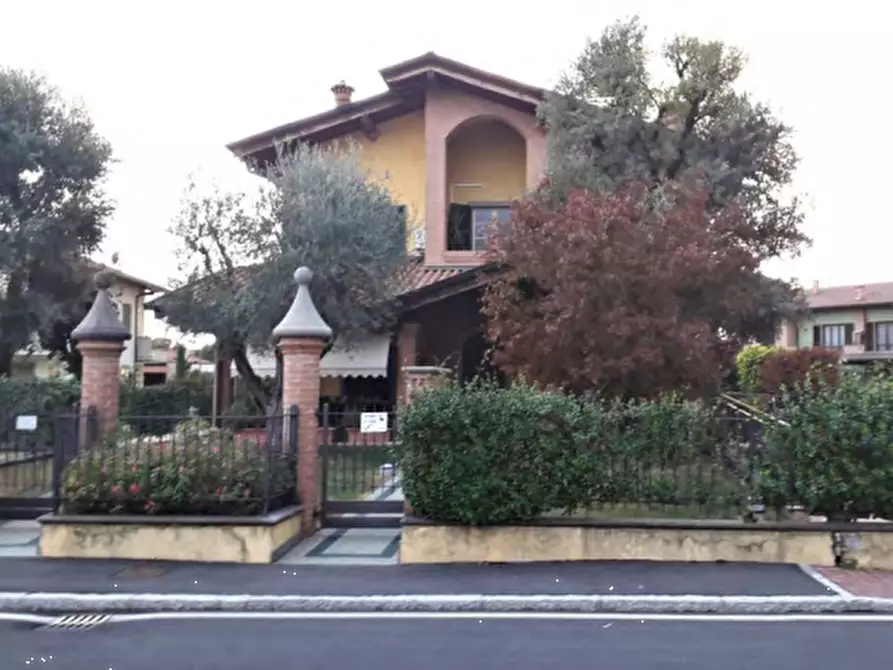 Immagine 1 di Porzione di casa in vendita  in via Magellano a Grassobbio