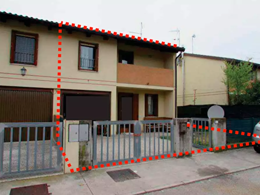 Immagine 1 di Porzione di casa in vendita  in Riviera P. Molmenti a Motta Di Livenza