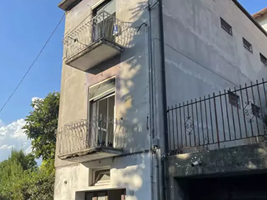 Immagine 1 di Porzione di casa in vendita  in Via Dante Alighieri a Castenedolo