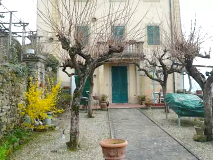 Immagine 1 di Villa in vendita  in Via Vallombrosana a Pelago