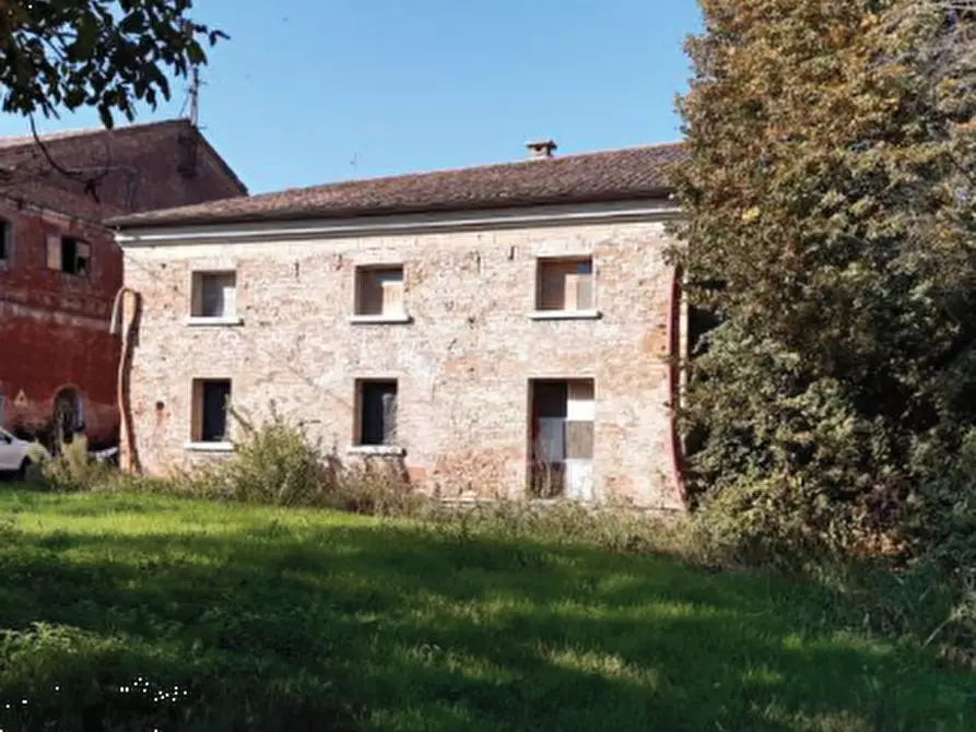 Immagine 1 di Casa indipendente in vendita  in via della Valle a Legnago