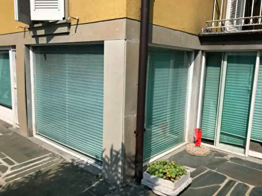 Immagine 1 di Casa indipendente in vendita  in Via Pietro Gobertti a Lovere