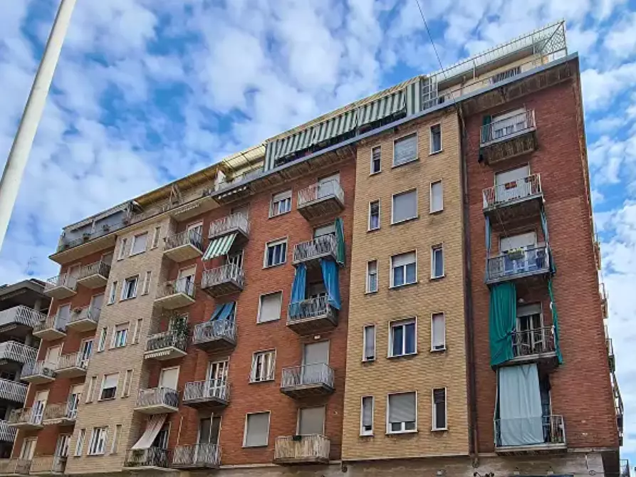 Immagine 1 di Appartamento in vendita  in Via Luini  a Torino