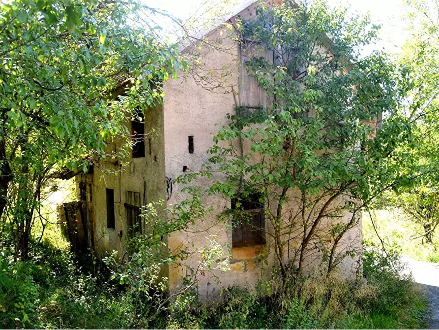 Immagine 6 di Rustico / casale in vendita  in Località Facchin a Alpago